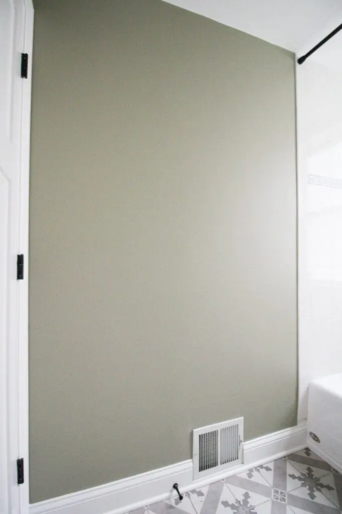 Blank wall in the bathroom