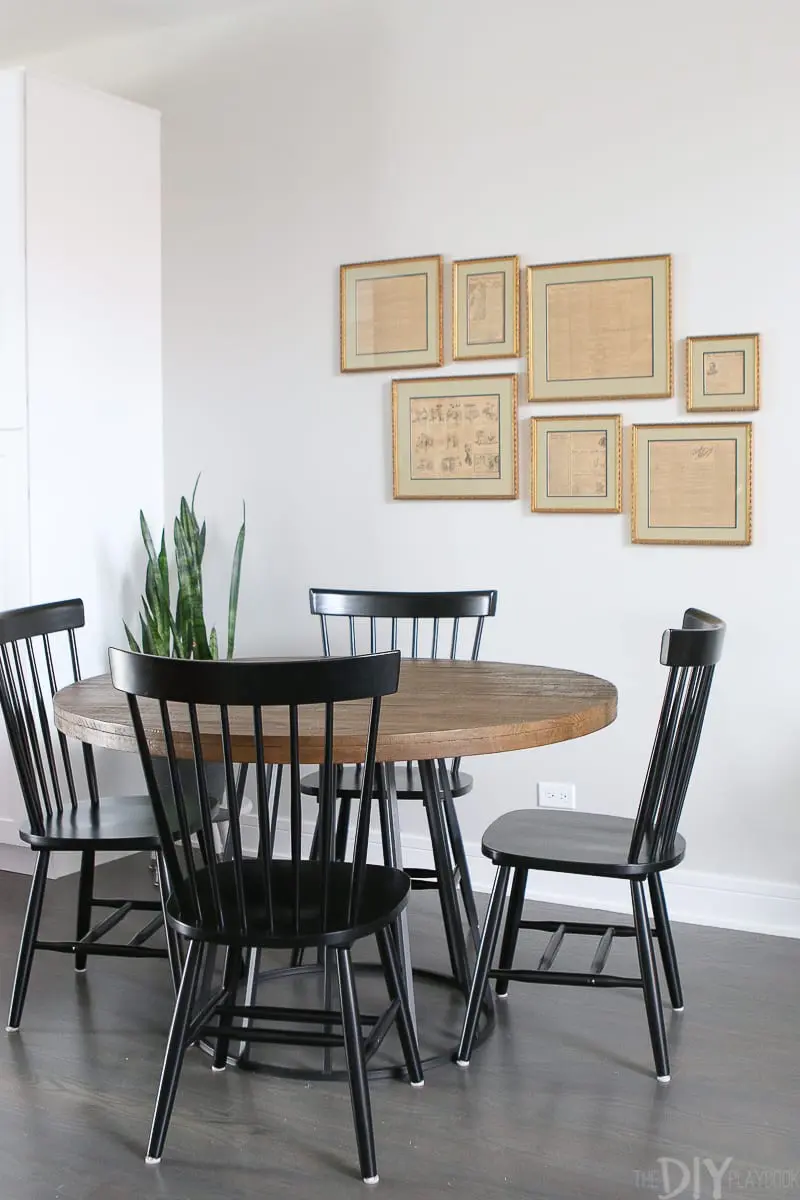 Round dining room table with 4 chairs