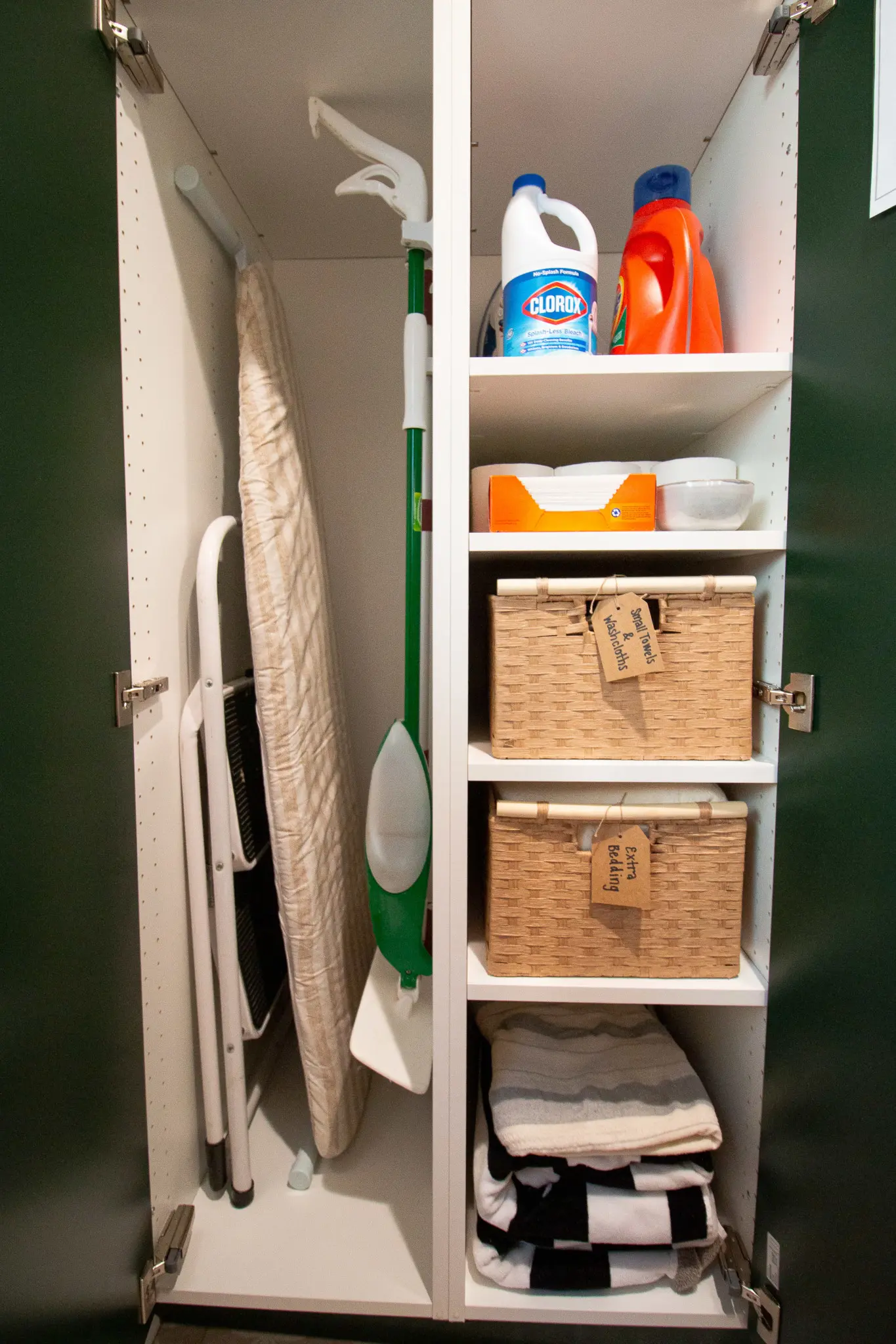 Adjustable shelves for laundry room organization